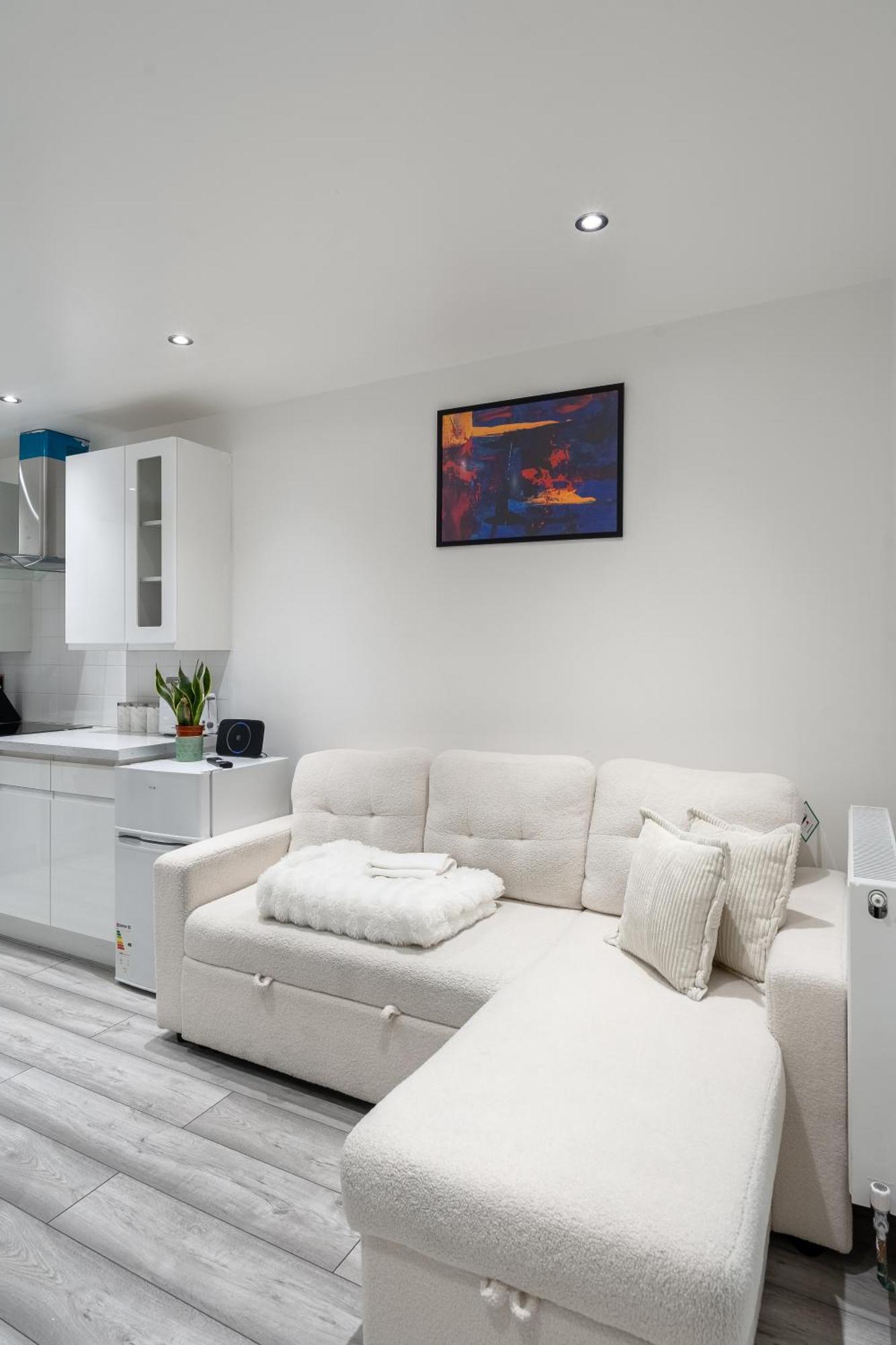 Beautiful Flat Near Central London - Entire Flat - Equipped Kitchen - Private Bathroom Luaran gambar